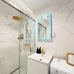 2budapest Eye-freegym And Sauna Luxury Apartament Budapesta