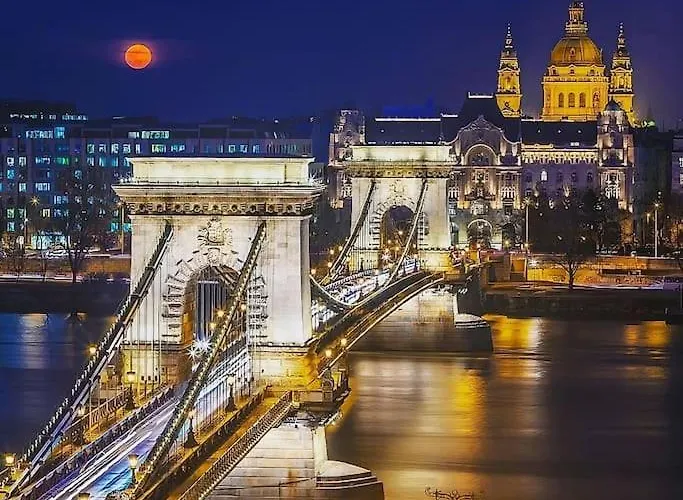 2budapest Eye-freegym And Sauna Luxury *