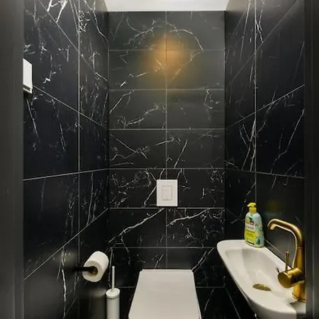 2budapest Eye-freegym And Sauna Luxury *